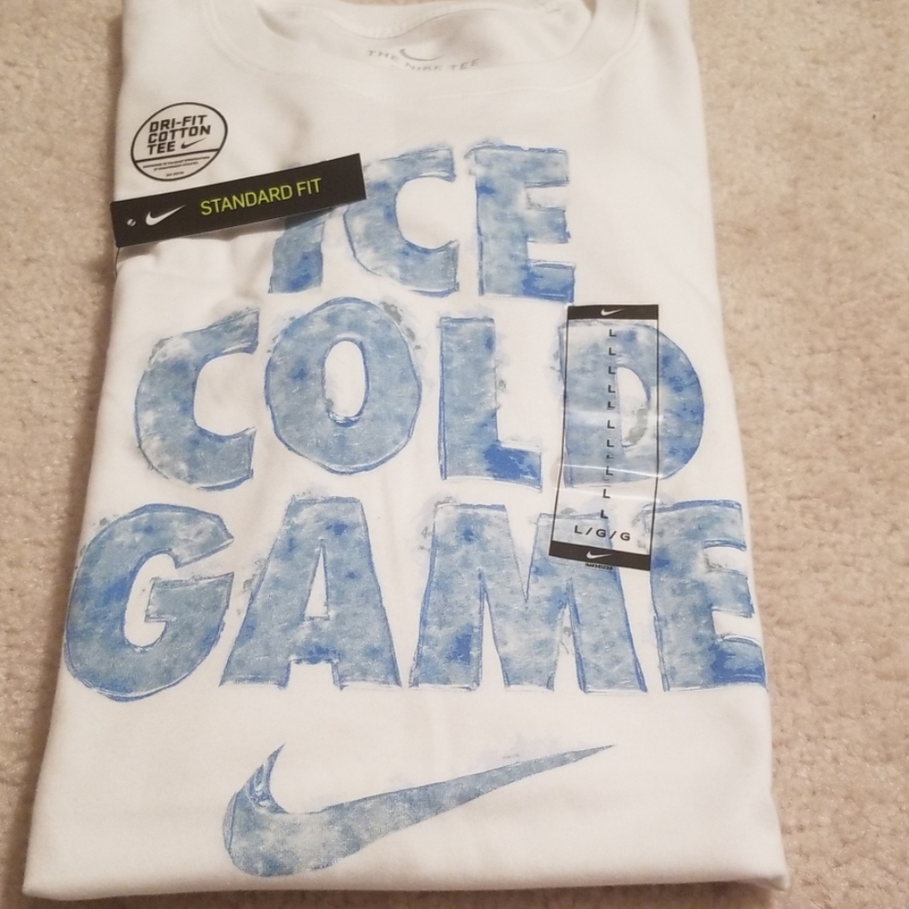 🔴 Nike Shirt - Picture 3 of 3